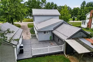 61 W Erie St, Jefferson, OH 44047 - Photo 23