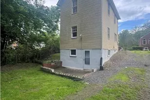 556 W Myrtle Ave, Youngstown, OH 44511 - Photo 19