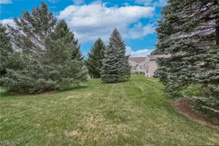 1827 Southpointe Cir NE, Canton, OH 44714 - Photo 23