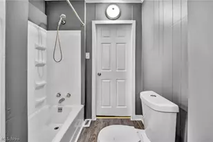 1247 Dietz Ave, Akron, OH 44301 - Photo 27