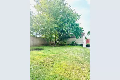802 Sherlock Place NE, Canton, OH 44714 - Photo 13