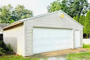 802 Sherlock Pl NE, Canton, OH 44714 - Photo 19