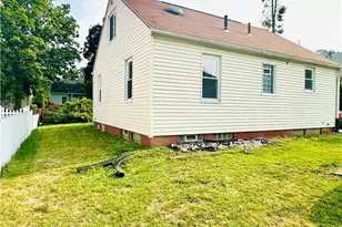 802 Sherlock Pl NE, Canton, OH 44714 - Photo 17