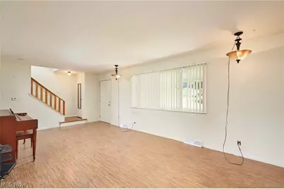 421 Malacca Street, Akron, OH 44305 - Photo 3