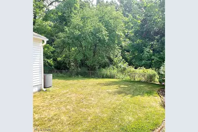 655 Cliffside Drive, Akron, OH 44313 - Photo 45