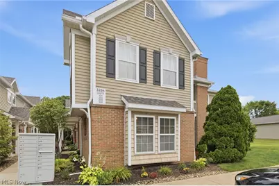3284 Lenox Village Drive #104, Fairlawn, OH 44333 - Photo 1