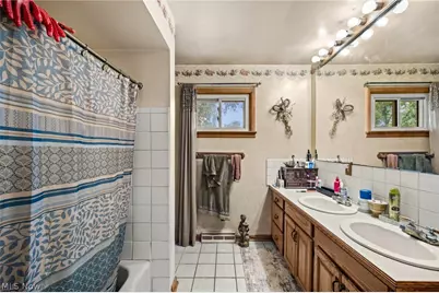 1700 Beryl Road, Akron, OH 44312 - Photo 17