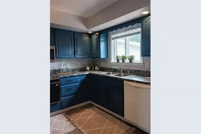 105 Chamberlain Drive, Marietta, OH 45750 - Photo 3