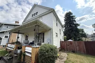 812 Clarendon Ave NW, Canton, OH 44708 - Photo 3