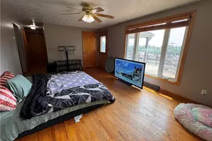 401 Diana Dr, Hopedale, OH 43976 - Photo 7