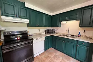 401 Diana Dr, Hopedale, OH 43976 - Photo 5