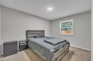 901 Jean Ave, Akron, OH 44310 - Photo 9