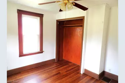 3800 Olive Street, Shadyside, OH 43947 - Photo 9