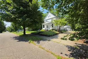 958 Haynes, Akron, OH 44307 - Photo 1