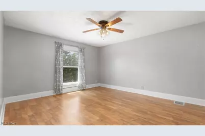 711 St Louis Avenue, Zanesville, OH 43701 - Photo 25