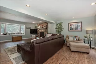 5778 Green Cir, Willoughby, OH 44094 - Photo 11