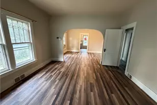 2048 Grafton Rd, Elyria, OH 44035 - Photo 13