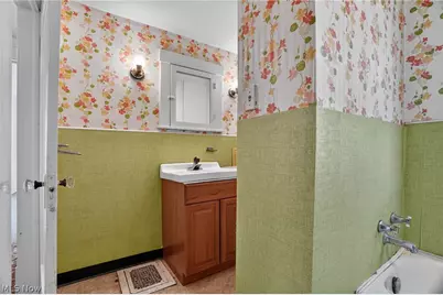37 Chestnut Street, Painesville, OH 44077 - Photo 27