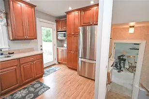 482 Ewing Rd, Youngstown, OH 44512 - Photo 17