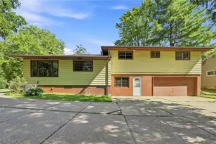558 Garnette Rd, Akron, OH 44313 - Photo 29