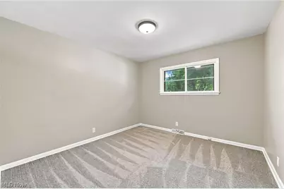 558 Garnette Road, Akron, OH 44313 - Photo 17