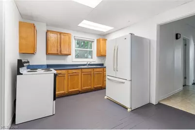 477 Allyn Street, Akron, OH 44304 - Photo 7