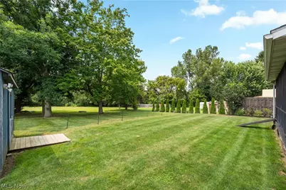 7593 Panther Avenue NE, Canton, OH 44721 - Photo 3