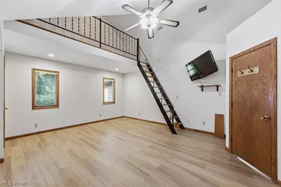 2260 Englewood Avenue, Akron, OH 44312 - Photo 37