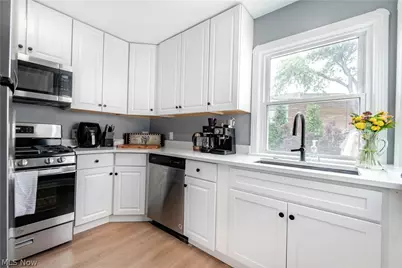 14707 Delaware Avenue, Oakwood, OH 44107 - Photo 5