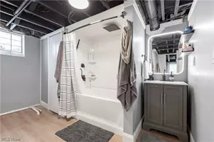 14707 Delaware Ave, Oakwood, OH 44107 - Photo 17