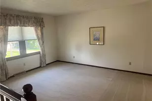 2370 Oak Trace St, Youngstown, OH 44515 - Photo 17