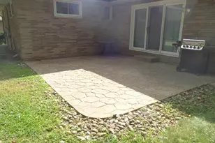 979 E Decker Dr, Green Hills, OH 44131 - Photo 3