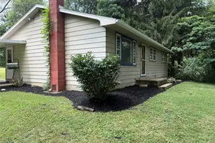 2439 Broadway Ave NE, East Canton, OH 44730 - Photo 3