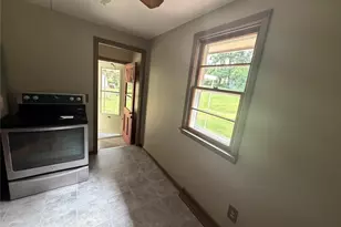 2439 Broadway Ave NE, East Canton, OH 44730 - Photo 15
