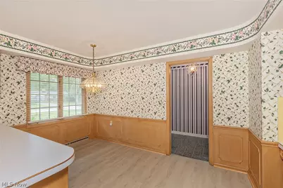 1987 Burlington Road, Akron, OH 44313 - Photo 19
