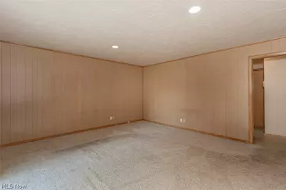 1987 Burlington Road, Akron, OH 44313 - Photo 15