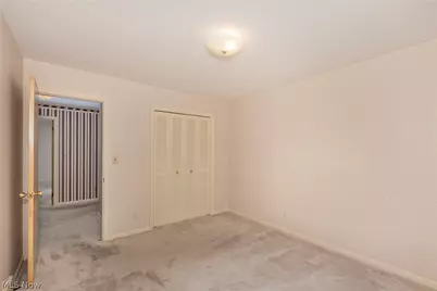 1987 Burlington Road, Akron, OH 44313 - Photo 31