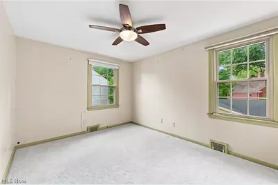 3648 Norwood Road, Huber Heights, OH 44122 - Photo 21