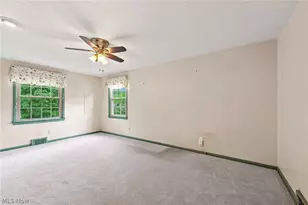3648 Norwood Rd, Huber Heights, OH 44122 - Photo 23