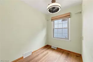 3648 Norwood Rd, Huber Heights, OH 44122 - Photo 13
