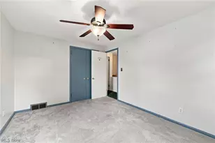 3648 Norwood Rd, Huber Heights, OH 44122 - Photo 29