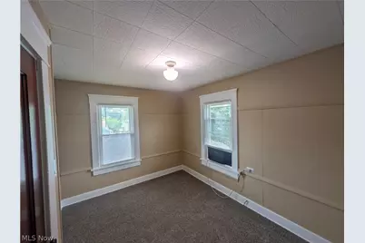 526 Grant Avenue, Cuyahoga Falls, OH 44221 - Photo 23