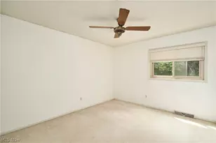 792 Jolson Ave, Akron, OH 44319 - Photo 17