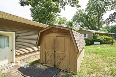 792 Jolson Avenue, Akron, OH 44319 - Photo 23