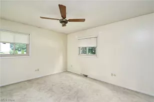 792 Jolson Ave, Akron, OH 44319 - Photo 15