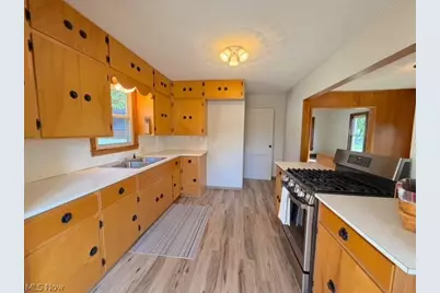 3503 South Avenue SE, New Philadelphia, OH 44663 - Photo 9