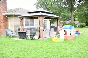 3045 Paradise Ave, Canfield, OH 44406 - Photo 45