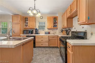 1224 Chase Ave, Oakwood, OH 44107 - Photo 9