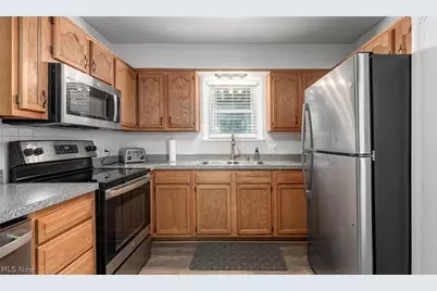 1532 12th Street, Cuyahoga Falls, OH 44223 - Photo 17