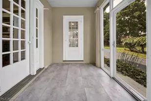 490 Dorchester Rd, Akron, OH 44320 - Photo 15